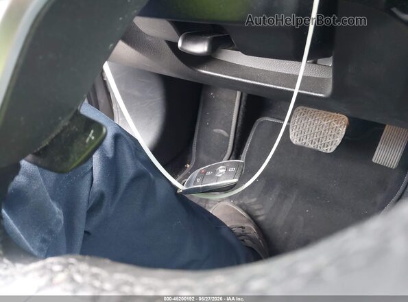 WDD3G4EB4KW033292 2019 MERCEDES-BENZ A 220 Silver Widok deski rozdzielczej