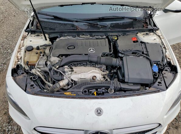 WDD3G4EB7KW000724 2019 MERCEDES-BENZ A White Vista interior trasera