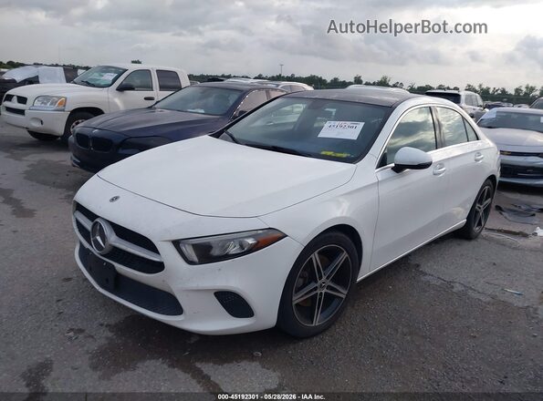 WDD3G4EB9KW034728 2019 MERCEDES-BENZ A 220 White Vista tres cuartos delantera izquierda