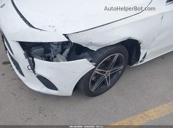 WDD3G4EBXKW006937 2019 MERCEDES-BENZ A 220 White Вид спереду