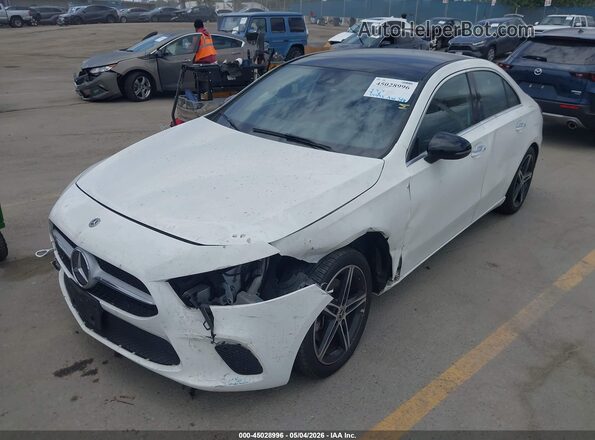 WDD3G4EBXKW006937 2019 MERCEDES-BENZ A 220 White Передня ліва чверть
