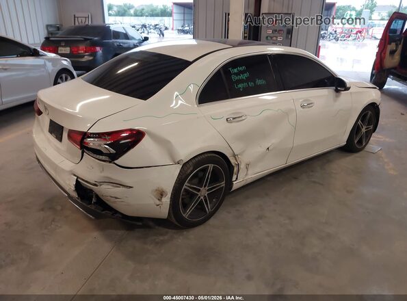 WDD3G4EBXKW015539 2019 MERCEDES-BENZ A 220 White Rear right