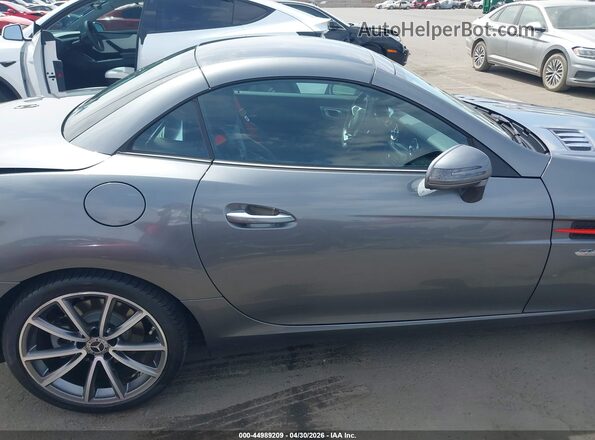 WDDPK3JA1JF148180 2018 MERCEDES-BENZ SLC 300 Gray 