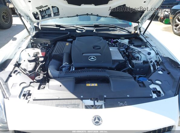 WDDPK3JA1JF155470 2018 MERCEDES-BENZ SLC 300 White 