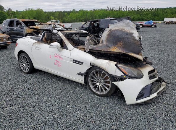 WDDPK3JA3HF139944 2017 MERCEDES-BENZ SLC Белый Передняя правая четверть