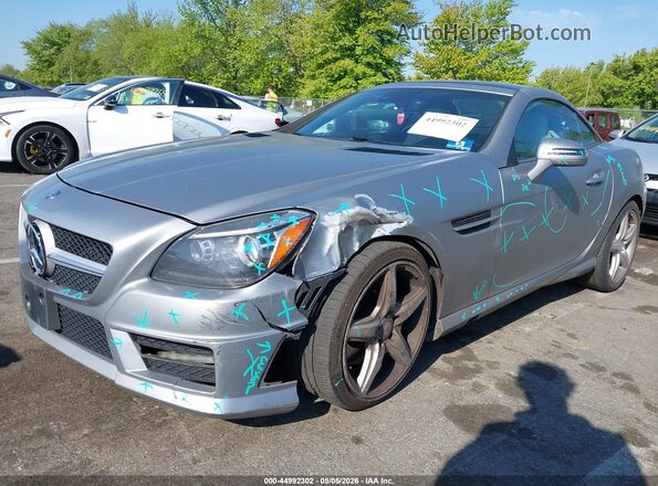 WDDPK3JA8GF122488 2016 MERCEDES-BENZ SLK 300 Серебряный Передняя левая четверть
