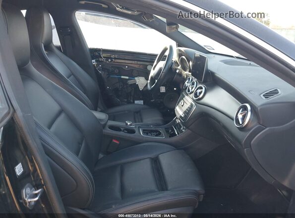 WDDSJ4EB0KN710860 2019 MERCEDES-BENZ CLA 250 Black Вид салону спереду