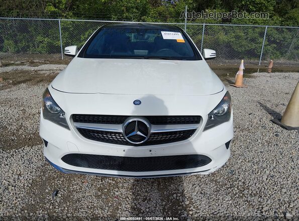 WDDSJ4EB3JN505693 2018 MERCEDES-BENZ CLA 250 White Вид щитка приладів