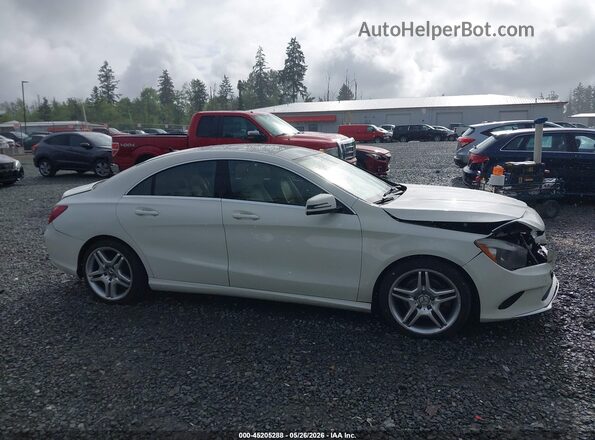 WDDSJ4EB3JN514961 2018 MERCEDES-BENZ CLA 250 White Rear interior view