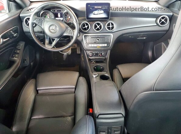 WDDSJ4EB7KN744777 2019 MERCEDES-BENZ CLA-CLASS Red Вид панелі приладів