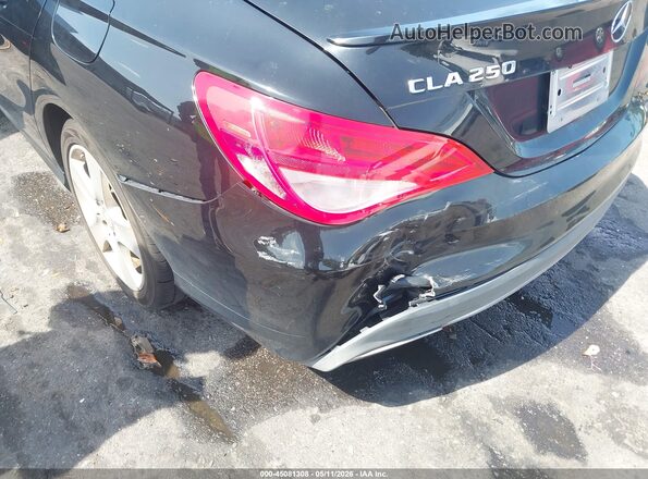 WDDSJ4EB8HN467243 2017 MERCEDES-BENZ CLA 250 Black Widok z przodu