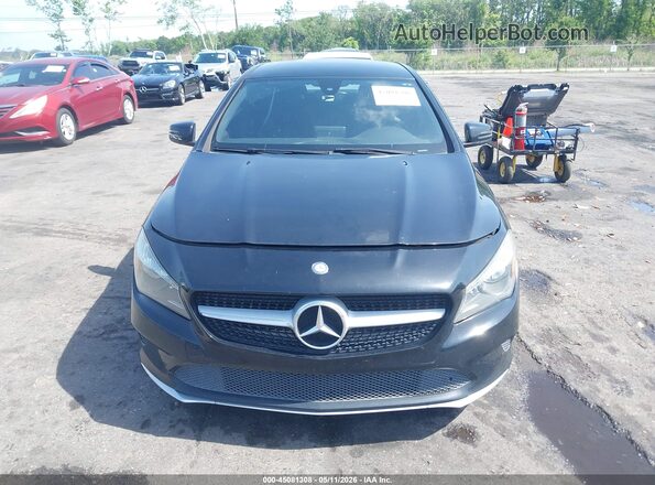 WDDSJ4EB8HN467243 2017 MERCEDES-BENZ CLA 250 Black Widok zestawu wskaźników