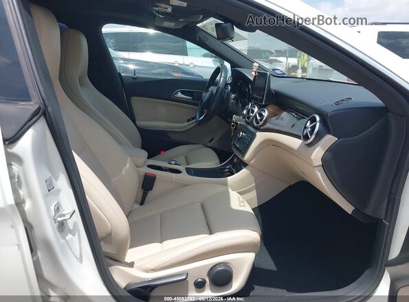 WDDSJ4EB9GN301831 2016 MERCEDES-BENZ CLA 250 White წინა სალონის ხედი