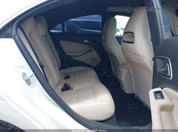 WDDSJ4EB9GN301831 2016 MERCEDES-BENZ CLA 250 White VIN კოდის სტიკერის ხედი