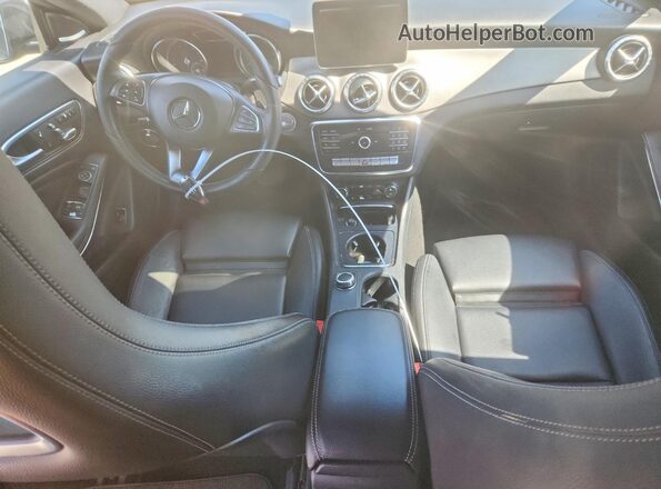 WDDSJ4EBXHN427455 2017 MERCEDES-BENZ CLA-CLASS Black Вид панелі приладів