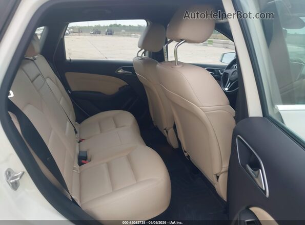 WDDVP9AB0HJ013221 2017 MERCEDES-BENZ B 250E White VIN კოდის სტიკერის ხედი