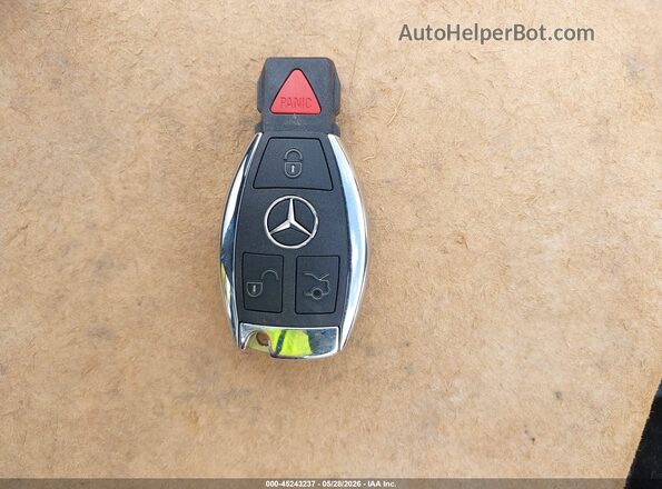 WDDWF4JB1HR253230 2017 MERCEDES-BENZ C-CLASS Черный Вид панели приборов