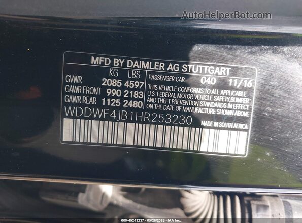 WDDWF4JB1HR253230 2017 MERCEDES-BENZ C-CLASS Черный Вид подкапотного пространства