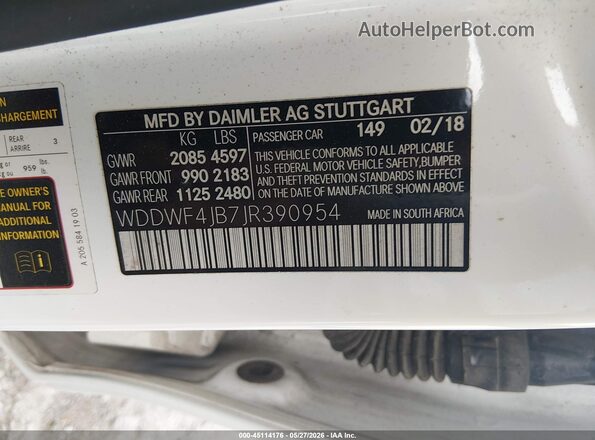 WDDWF4JB7JR390954 2018 MERCEDES-BENZ C-CLASS White Շարժիչի բաժամունքի տեսք