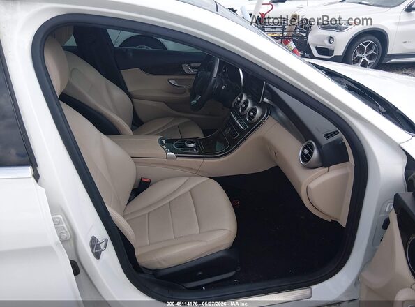 WDDWF4JB7JR390954 2018 MERCEDES-BENZ C-CLASS White Սալոնի դիմացի տեսք
