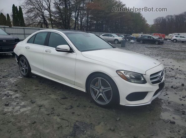 WDDWF4KB1GR140763 2016 MERCEDES-BENZ C Белый Передняя правая четверть