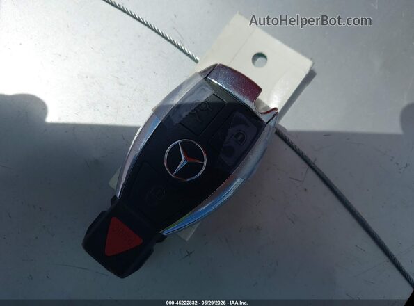 WDDWF4KB5JR326846 2018 MERCEDES-BENZ C-CLASS White Vista del salpicadero