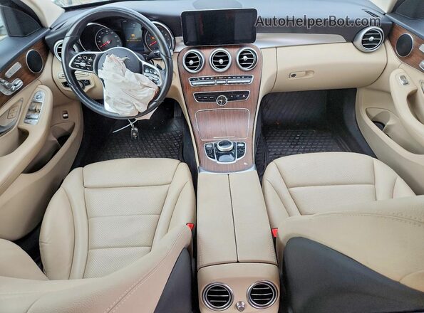 WDDWF8EB9LR555813 2020 MERCEDES-BENZ C White Vista del salpicadero