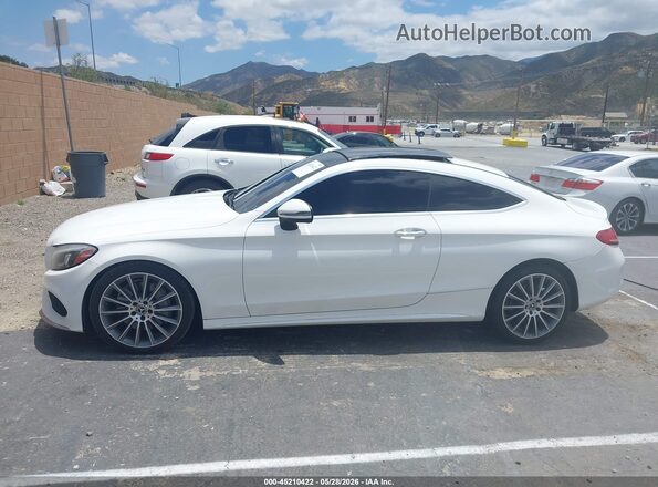 WDDWJ4JB1HF509124 2017 MERCEDES-BENZ C-CLASS White 360 interior view