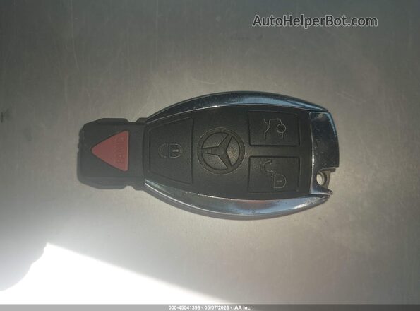 WDDWJ4JB7JF729812 2018 MERCEDES-BENZ C-CLASS White 