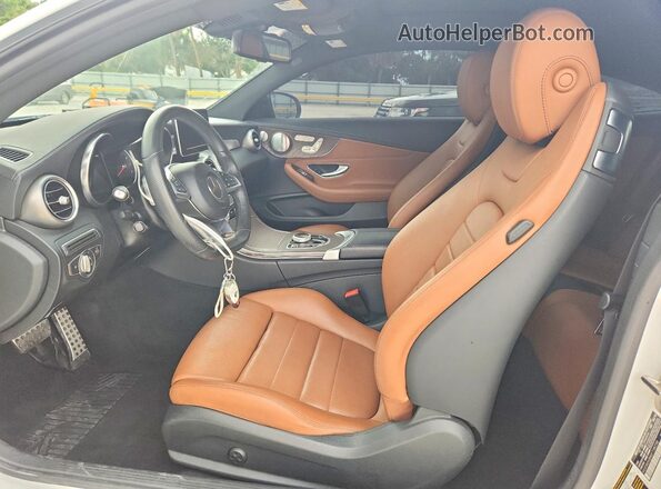 WDDWJ4JB8JF738258 2018 MERCEDES-BENZ C Белый Вид салона спереди
