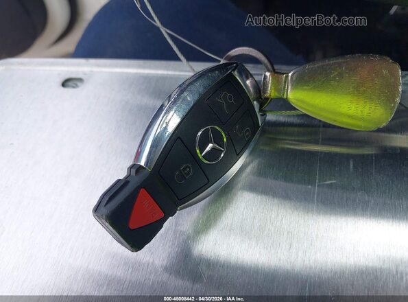 WDDWJ4KB1HF444774 2017 MERCEDES-BENZ C-CLASS White Առջևի վահանակի տեսք