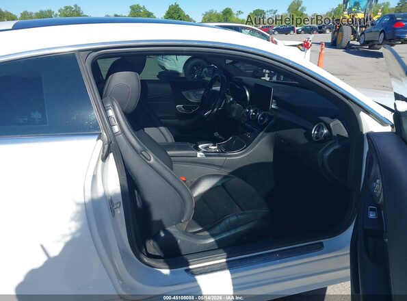 WDDWJ4KB4HF420436 2017 MERCEDES-BENZ C-CLASS White Widok wnętrza z przodu