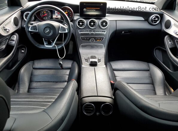WDDWJ4KB5JF746395 2018 MERCEDES-BENZ C Черный Вид панели приборов