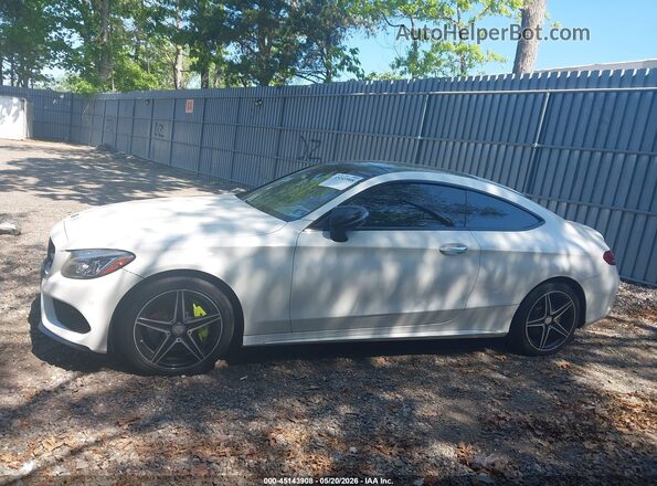 WDDWJ4KB8HF367367 2017 MERCEDES-BENZ C-CLASS White Widok wnętrza 360 stopni