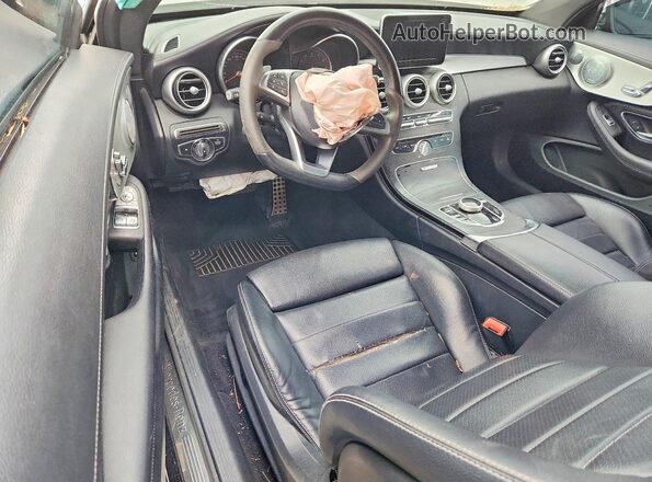 WDDWJ4KB8JF677721 2018 MERCEDES-BENZ C Черный Вид панели приборов