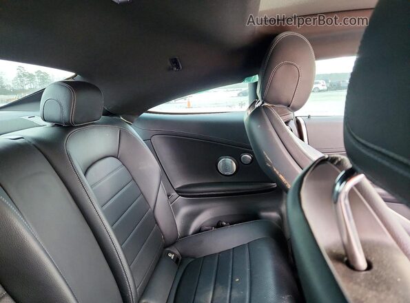 WDDWJ4KB8JF677721 2018 MERCEDES-BENZ C Черный Вид задних сидений