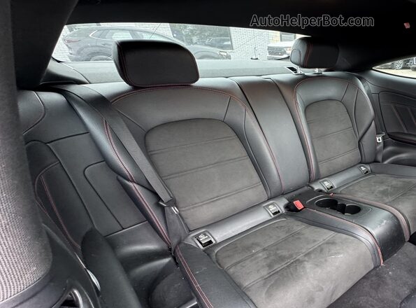 WDDWJ6EB0LF944375 2020 MERCEDES-BENZ AMG C 43 Black Dashboard view