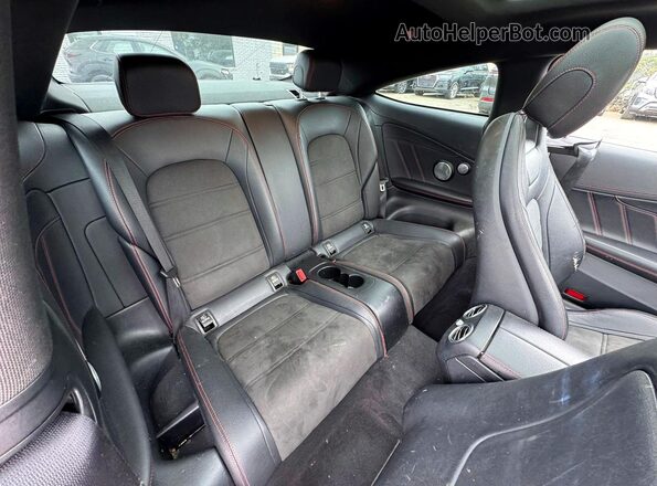 WDDWJ6EB0LF944375 2020 MERCEDES-BENZ C Black Widok z tyłu