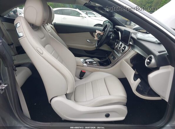 WDDWK4KB4JF756395 2018 MERCEDES-BENZ C-CLASS Gray Front interior view