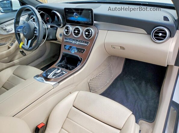 WDDWK8DB2LF955176 2020 MERCEDES-BENZ C White წინა პანელის ხედი