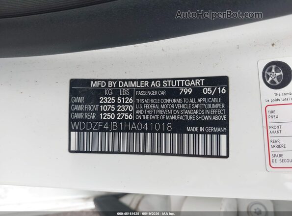 WDDZF4JB1HA041018 2017 MERCEDES-BENZ E-CLASS White Widok komory silnika