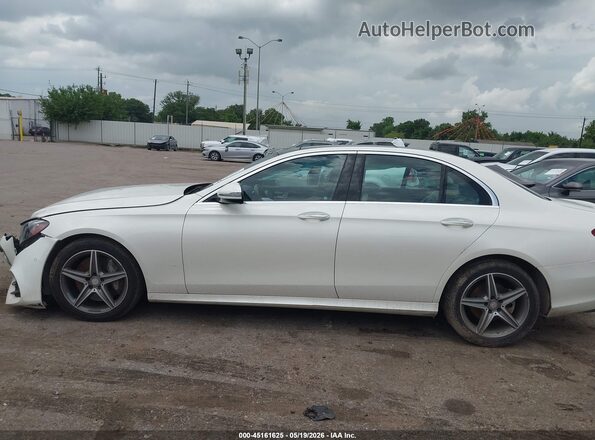 WDDZF4JB1HA041018 2017 MERCEDES-BENZ E-CLASS White Widok wnętrza 360 stopni