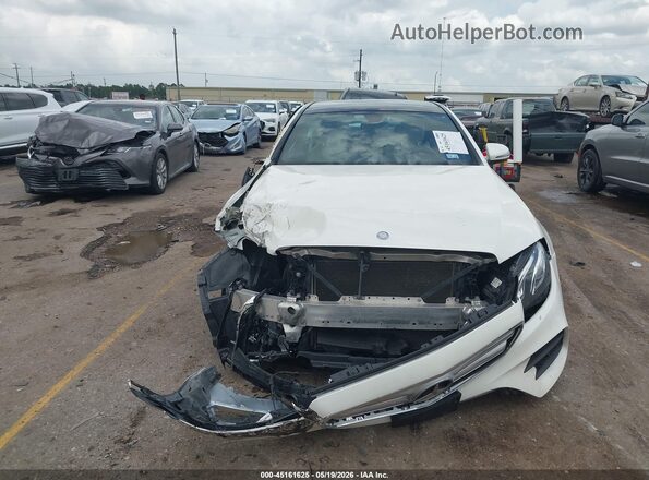 WDDZF4JB1HA041018 2017 MERCEDES-BENZ E-CLASS White Widok zestawu wskaźników