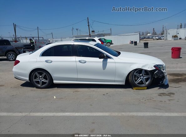 WDDZF4JB3HA173939 2017 MERCEDES-BENZ E-CLASS White Вид задньої частини салону