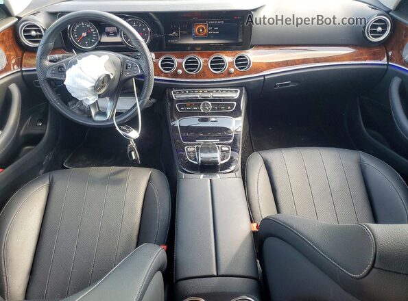 WDDZF4JB4HA152792 2017 MERCEDES-BENZ E Silver Առջևի վահանակի տեսք
