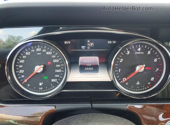 WDDZF4JB4HA152792 2017 MERCEDES-BENZ E Silver Սարքավորումների վահանակի տեսք