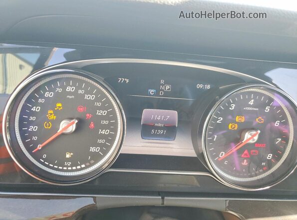 WDDZF4JB6KA563909 2019 MERCEDES-BENZ E White ხელსაწყოთა პანელის ხედი