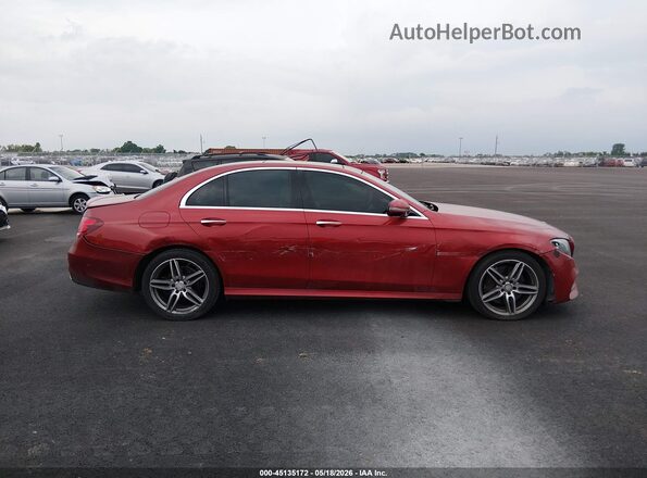 WDDZF4JB8HA119164 2017 MERCEDES-BENZ E-CLASS Red Widok wnętrza z tyłu