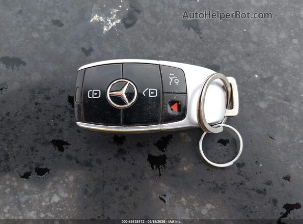 WDDZF4JB8HA119164 2017 MERCEDES-BENZ E-CLASS Red Widok deski rozdzielczej
