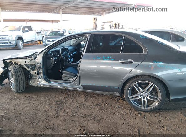 WDDZF4JBXHA221307 2017 MERCEDES-BENZ E-CLASS Серый 